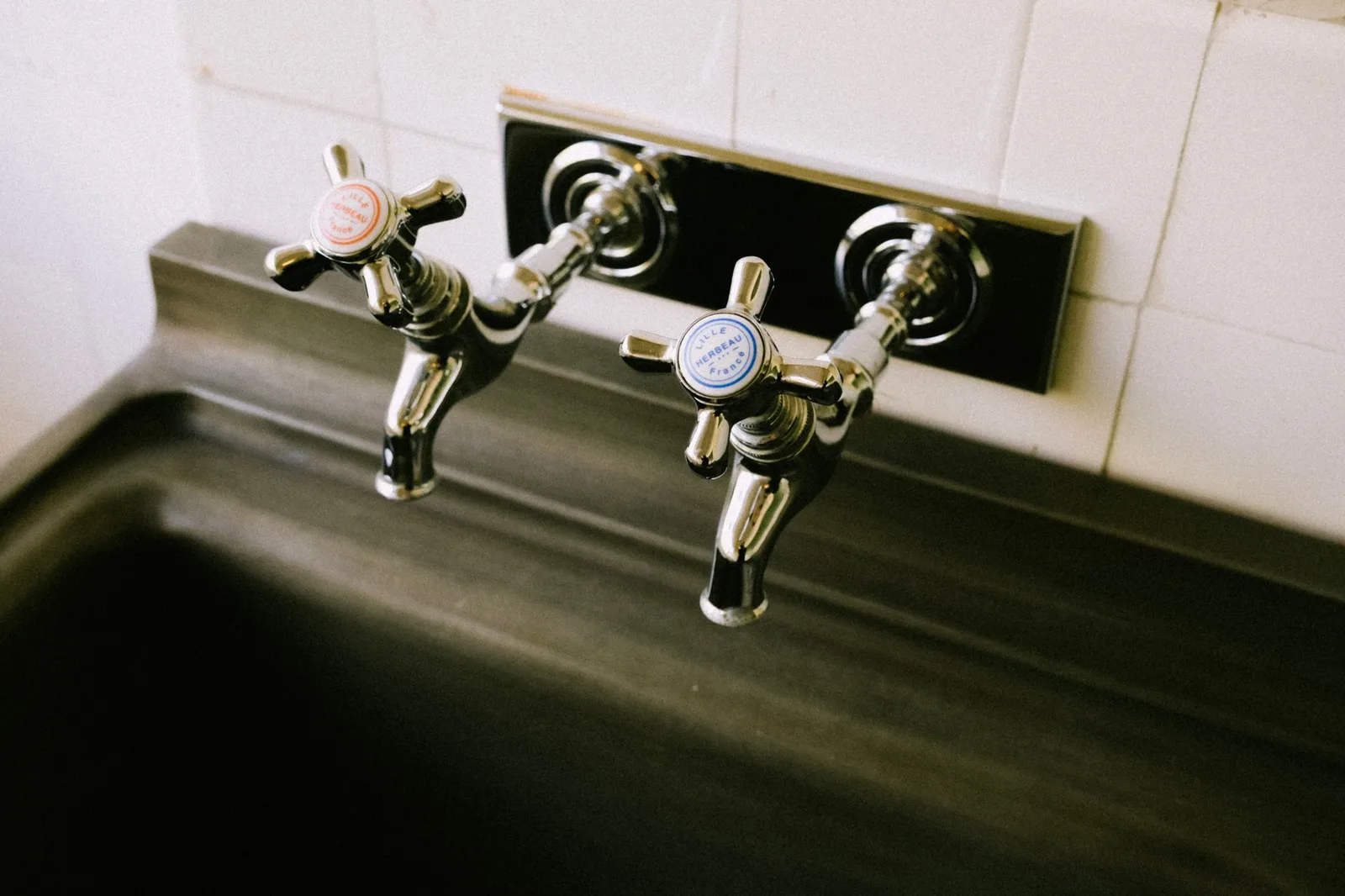 Leaking faucet repair